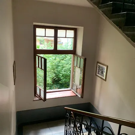 Apartment Gold Jasmine Krakau